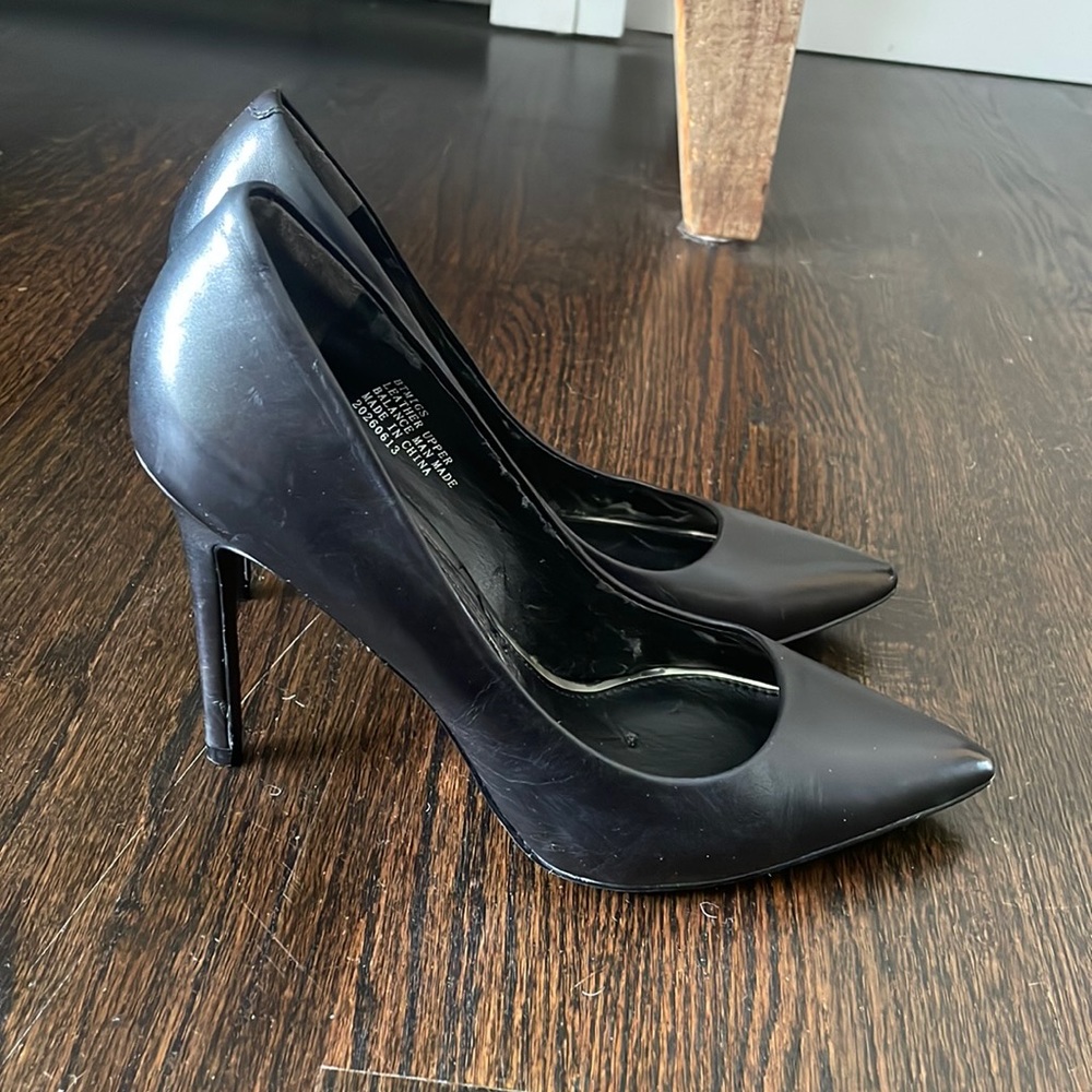 Boutique 9 Black Leather Pumps